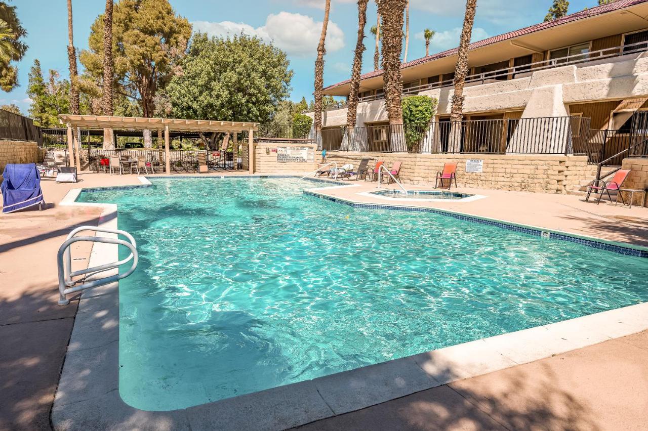 Palm Springs Blue Desert Condo! ภายนอก รูปภาพ